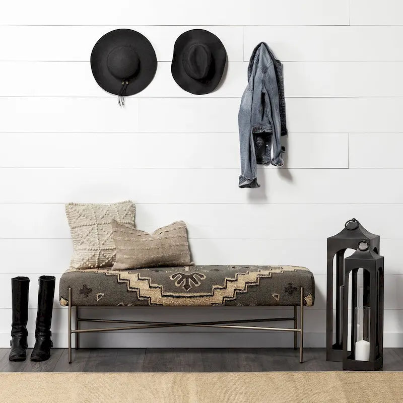 Banc d'appoint à siège capitonné à motif olive et beige - 55 po larg. x 17 po prof. x 18 po haut.