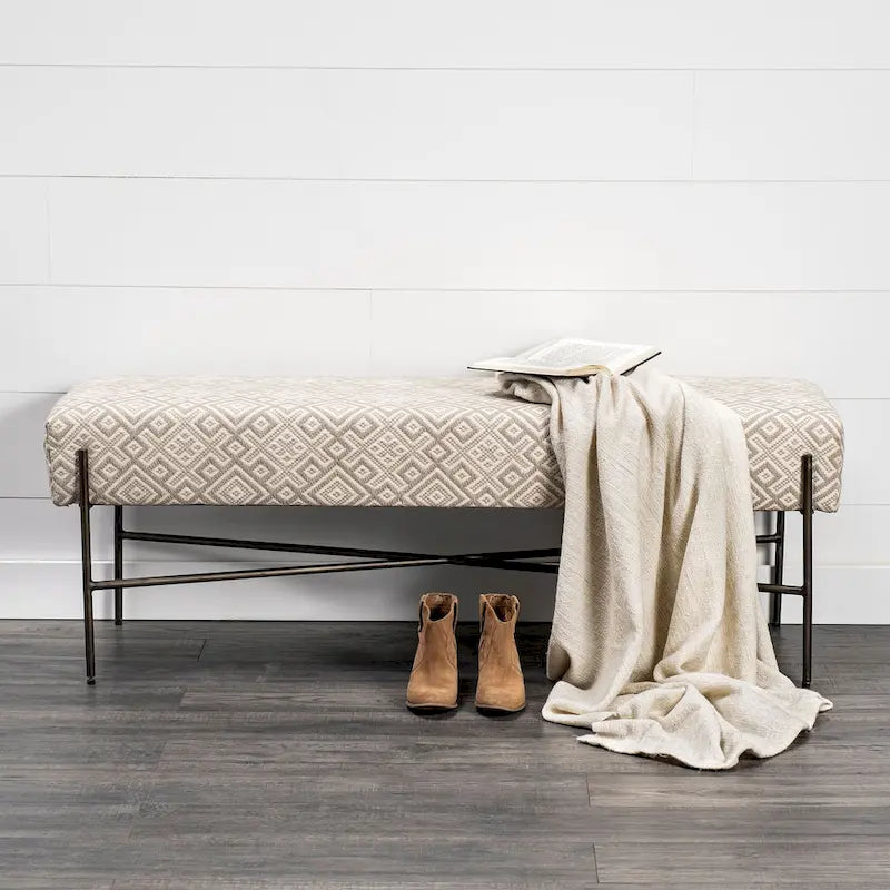 Banc d'appoint à siège capitonné à motif olive et beige - 55 po larg. x 17 po prof. x 18 po haut.
